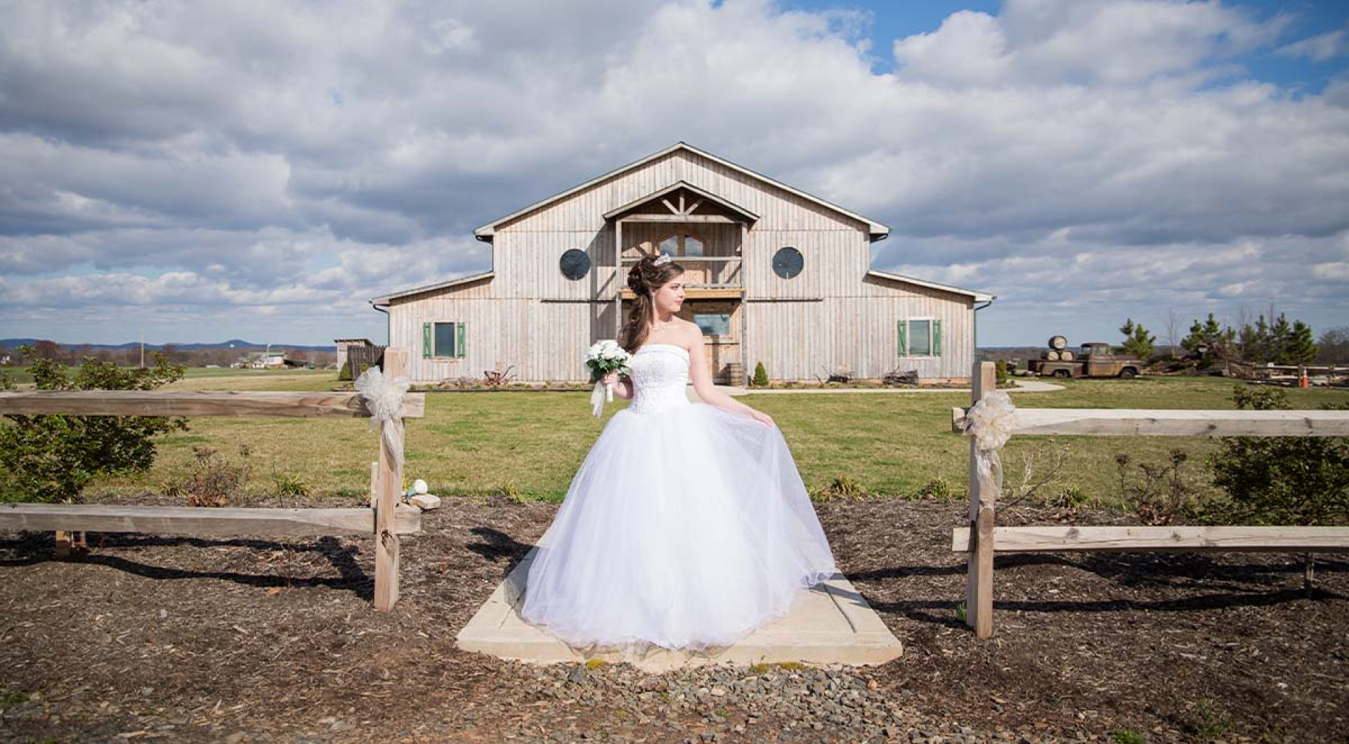 Ten &ldquo;Must Have&rdquo; Wedding Photos